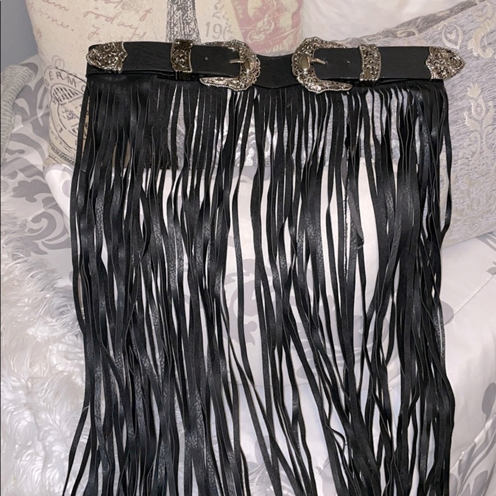 Fringe cowgirl double notch belt